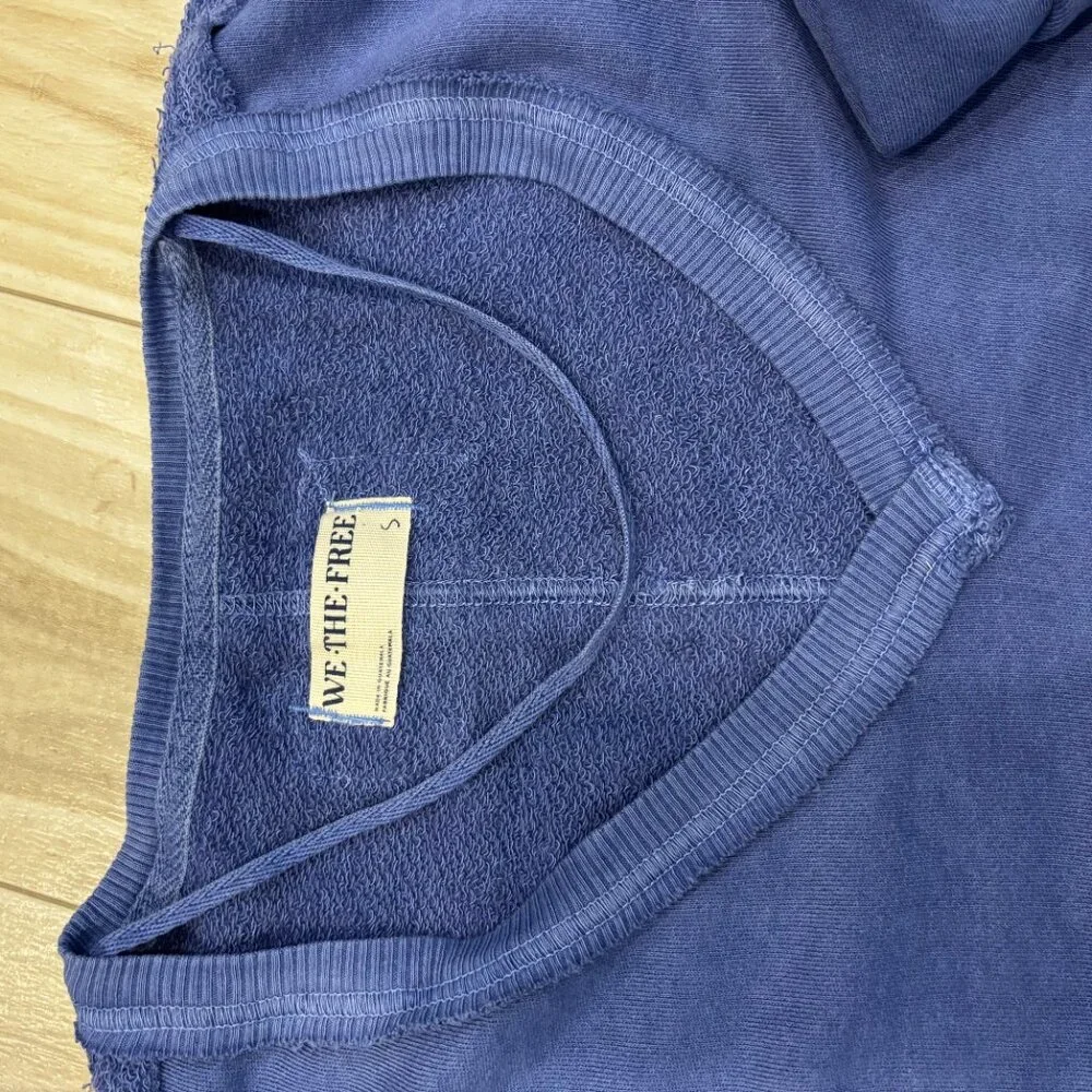 Free People Pull Over Lightweight Sweater Size S Baggy Boho - Picture 2 of 2